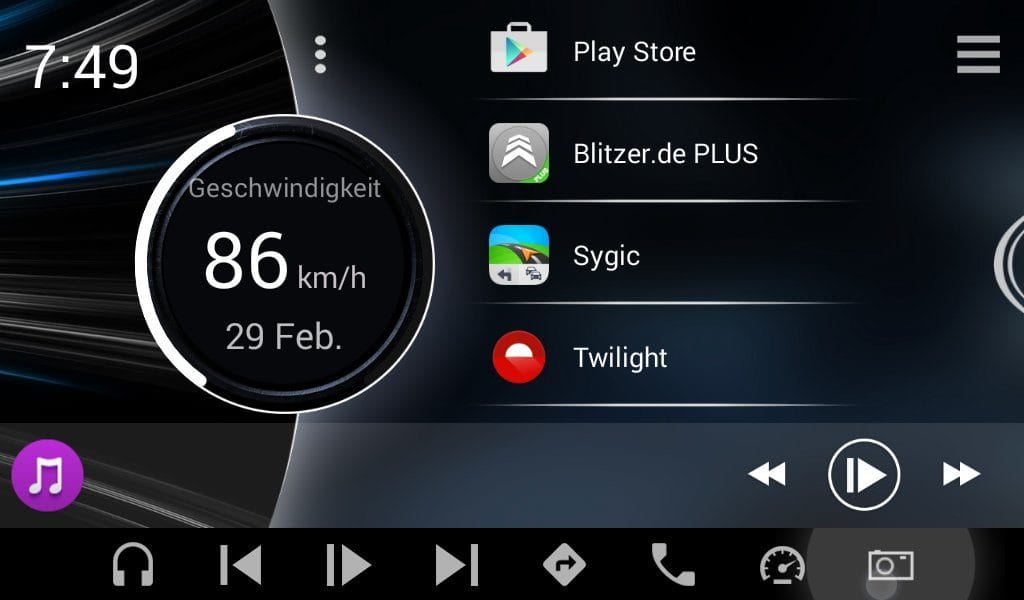 Android car radio app